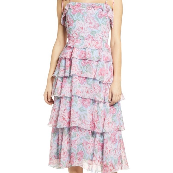 WAYF tiered floral dress - Picture 1 of 3